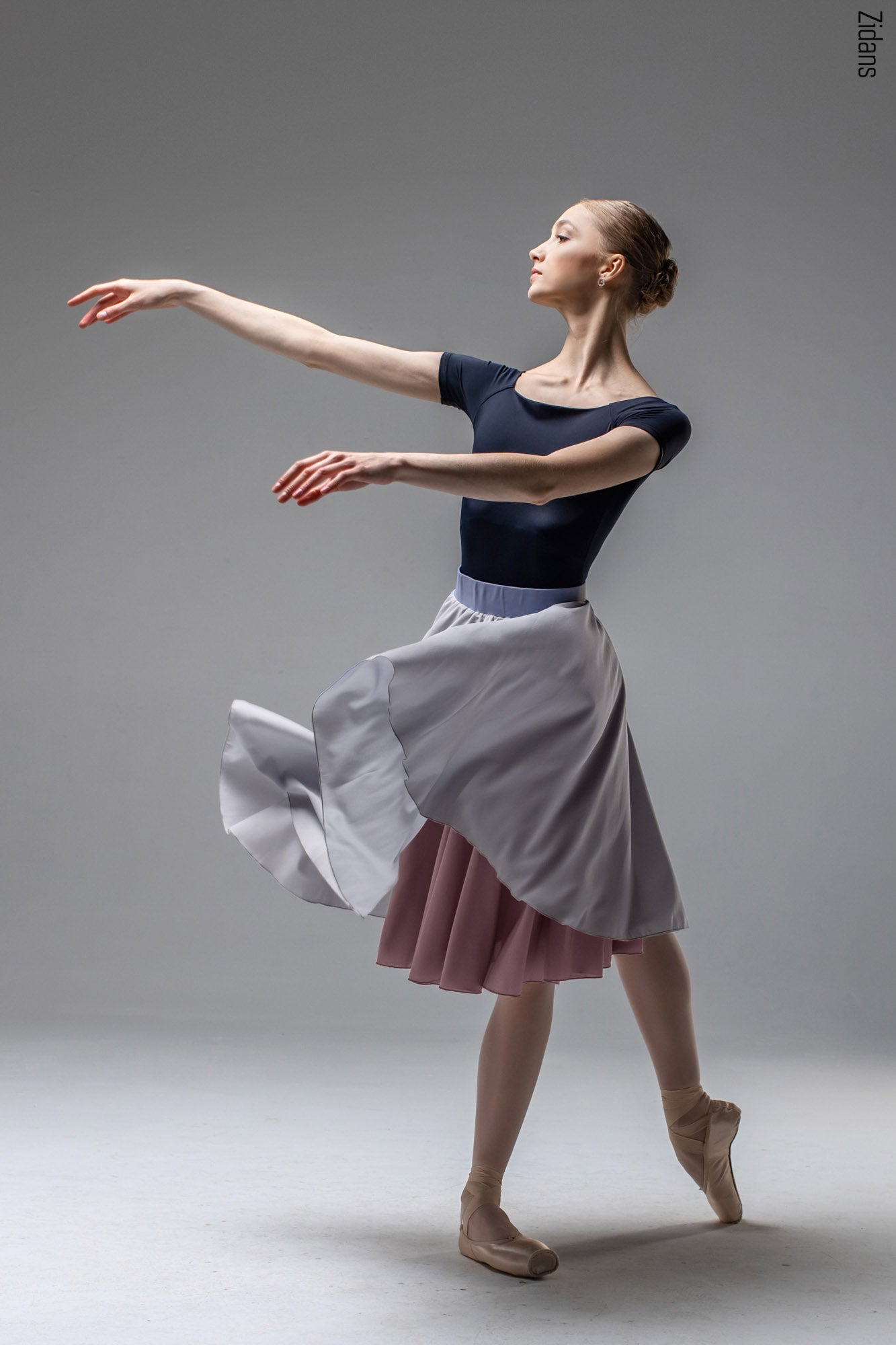 HB two-sided rehearsal skirt | grey-dusty_pink